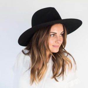 SOLD | Wide Brim Hat |